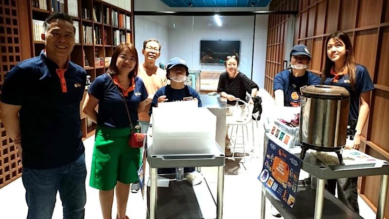 Kopi Kakis Caregiver