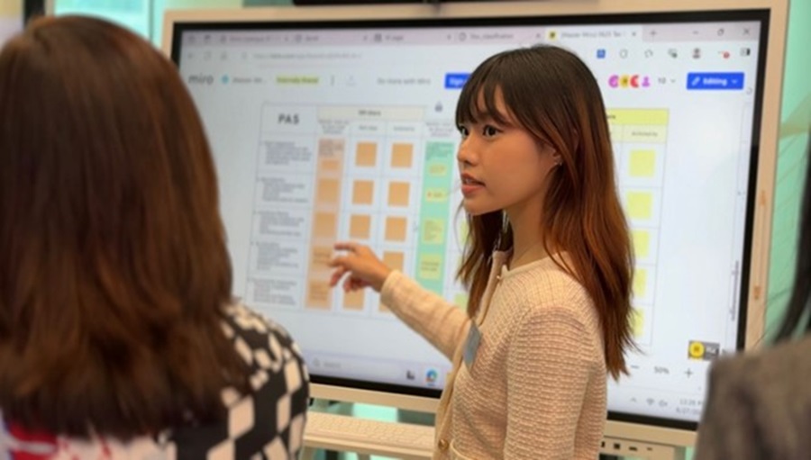 NP's DES graduate, Cherie Phua