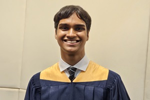 ECE1 Graduation Gold-Vivek 7 May 24