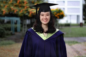 Headshot Amanda HS in graduation gown